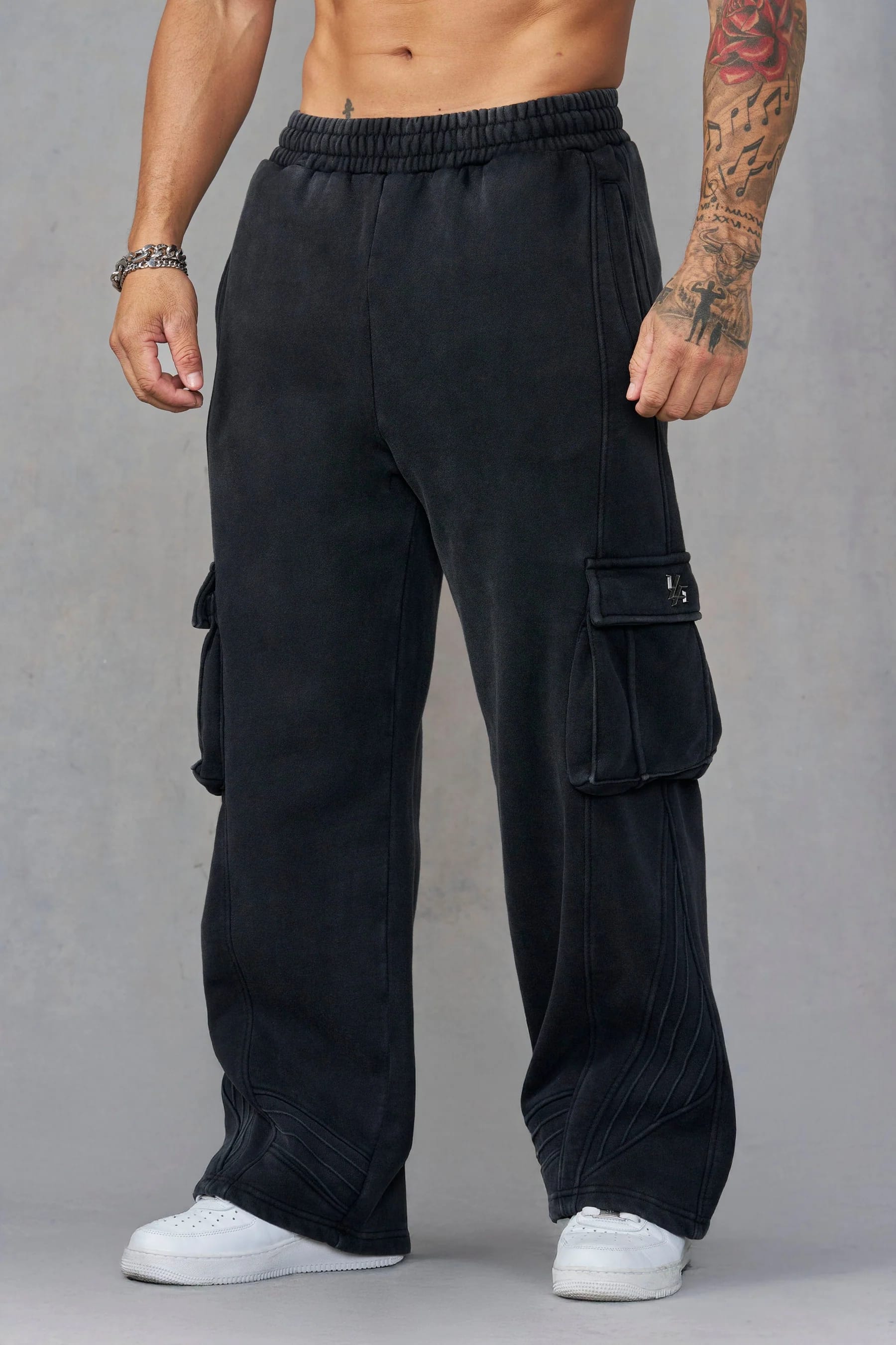 2131 - Batman Armored Sweats